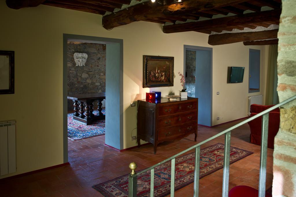 Suite Accommodation Mastiano エクステリア 写真