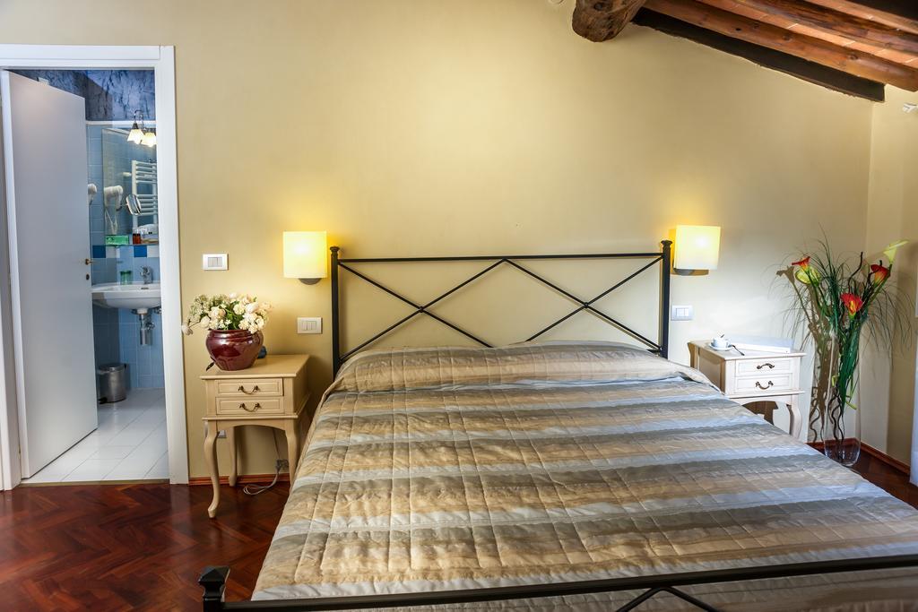 Suite Accommodation Mastiano エクステリア 写真